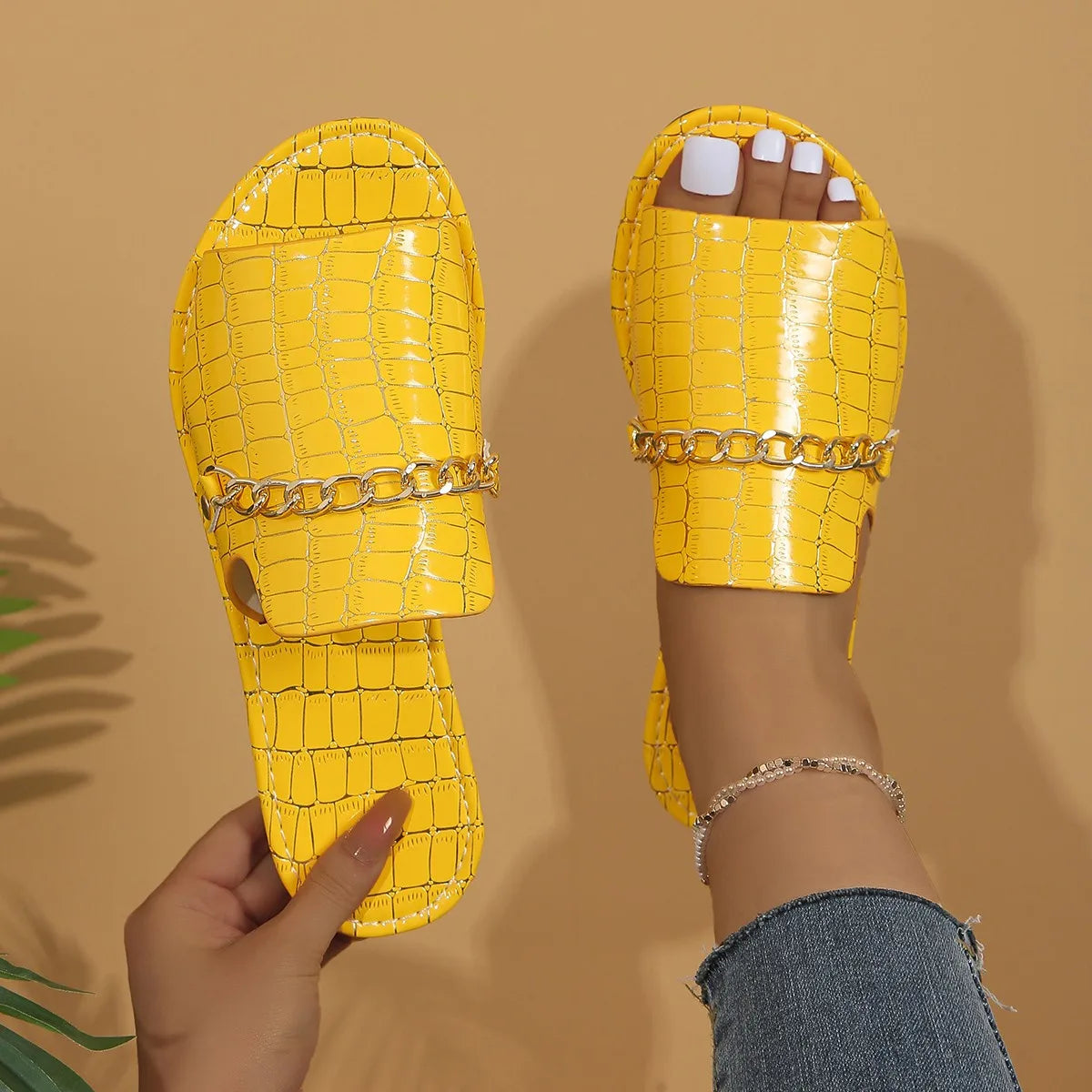 Luxe Wedge Beach Flip-Flops™